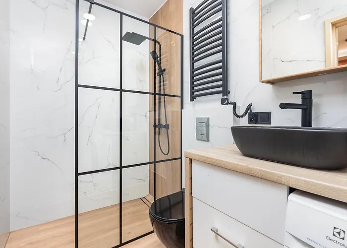 Bm Waly Chrobrego Radogoska Parking Free * Szczecin